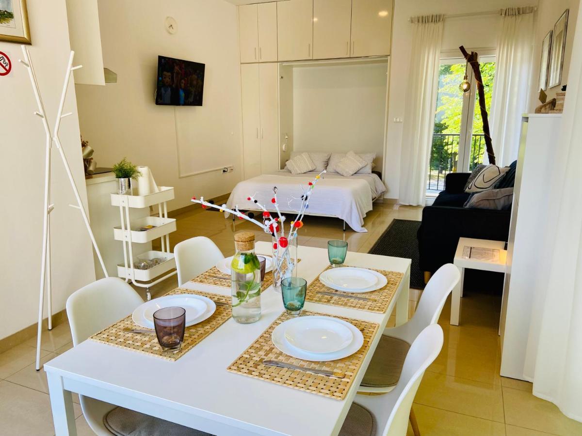Studio Apartment Stazion With Free Parking พาซิน ภายนอก รูปภาพ