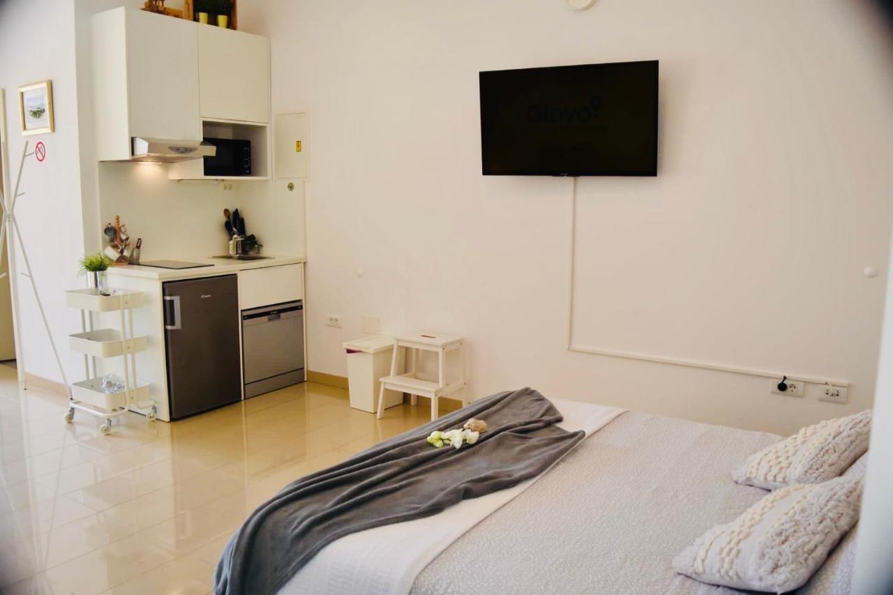 Studio Apartment Stazion With Free Parking พาซิน ภายนอก รูปภาพ