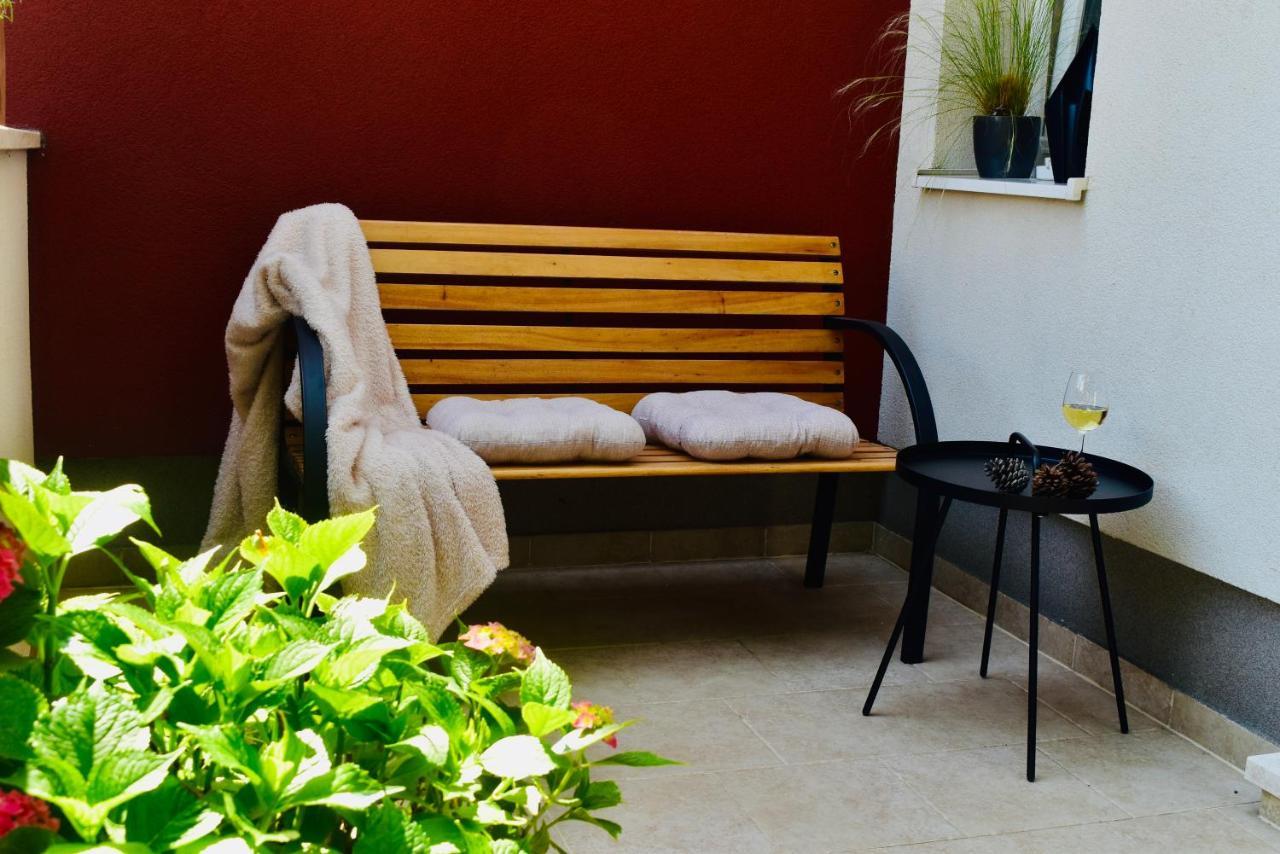 Studio Apartment Stazion With Free Parking พาซิน ภายนอก รูปภาพ